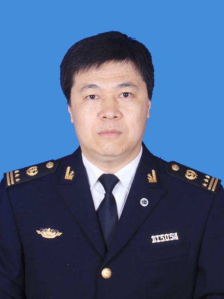 党委委员、副局长：徐子龙